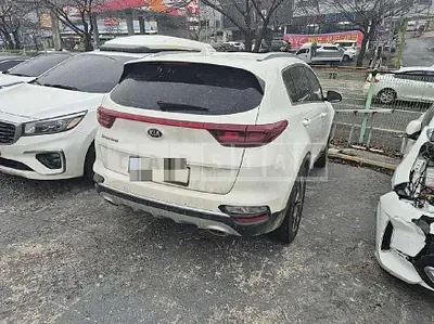 Photo 1 of 10: 2020 Kia Sportage — Korean insurance auction