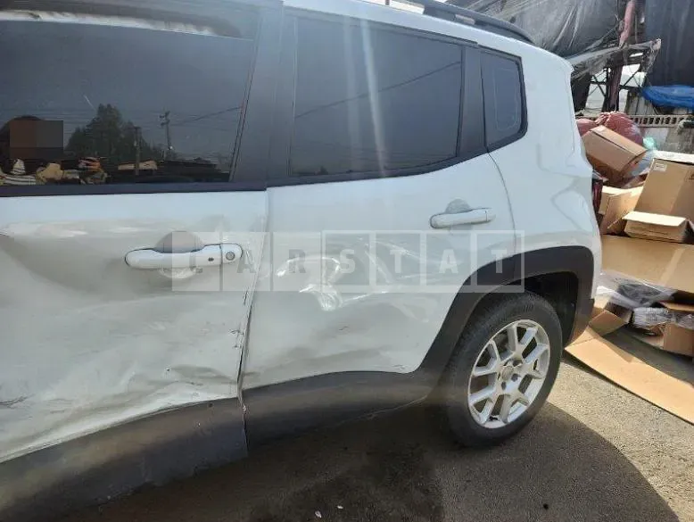 Photo 2 of 21: 2021 Jeep Zip Renegade 2.4 FWD — Korean insurance auction
