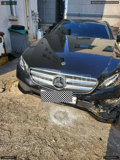 Photo 1 of 9: 2019 Mercedes-Benz E300, VIN WDDZF4JBXKA638112 — Korean insurance auction