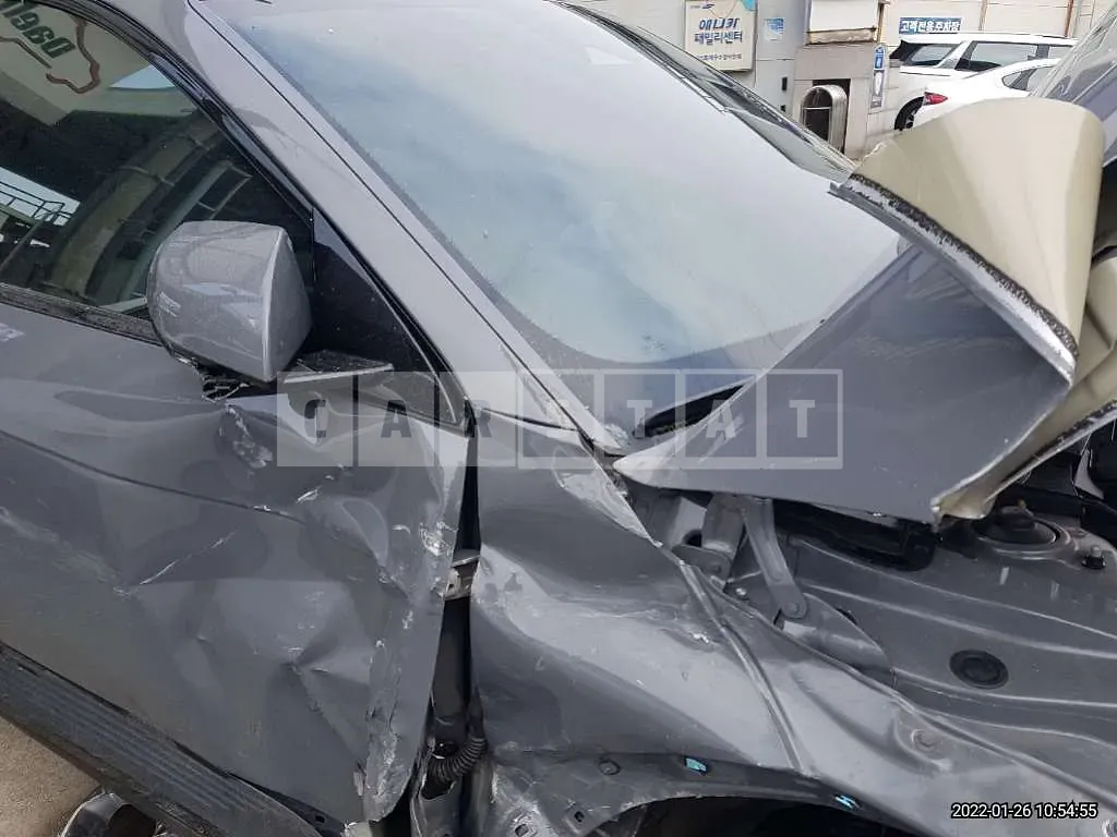 Photo 2 of 42: 2022 Hyundai Modern Ionic 5, VIN KMHKN81AFNU021287 — Korean insurance auction