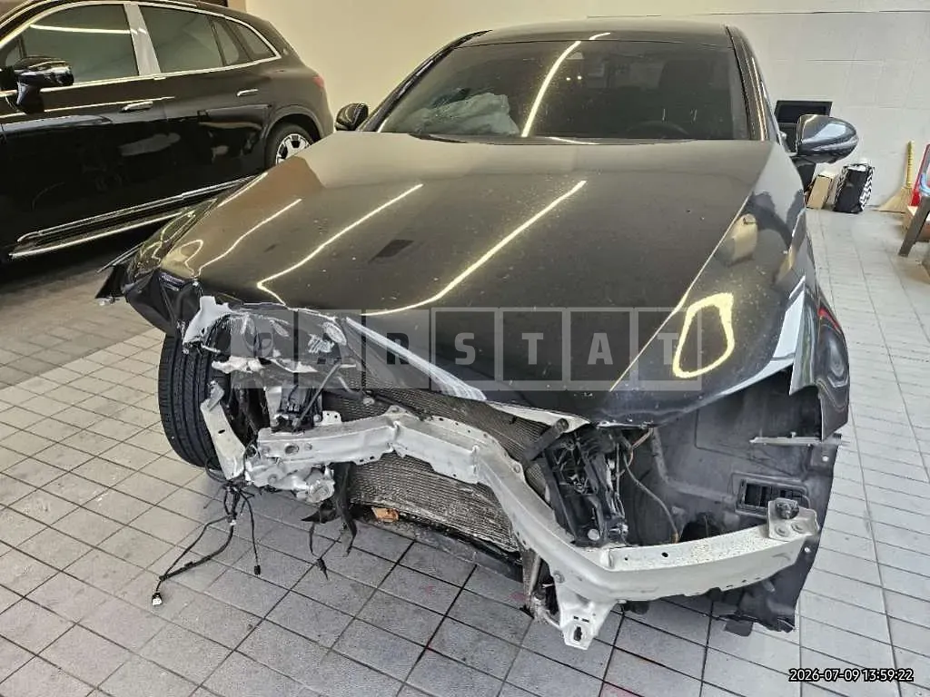 Photo 2 of 24: 2016 Mercedes-Benz E300 4Matic — Korean insurance auction