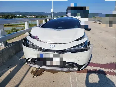 Photo 1 of 10: 2024 Toyota Prius — Korean insurance auction