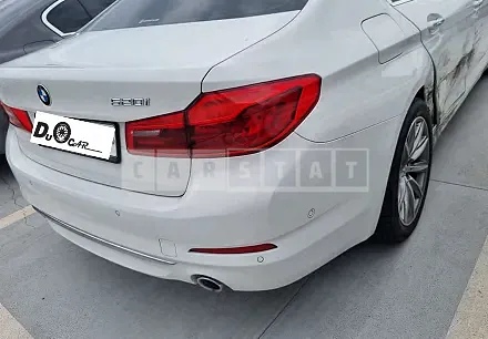 Photo 2 of 10: 2018 BMW 520i, VIN WBAJK7102JBP71083 — Korean insurance auction