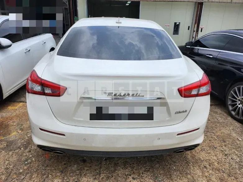 Photo 2 of 7: 2018 Maserati Gibli — Korean insurance auction