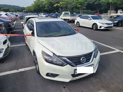 Photo 1 of 12: 2017 Nissan Altima 2.5, VIN 1N4AL3AP9HC116144 — Korean insurance auction