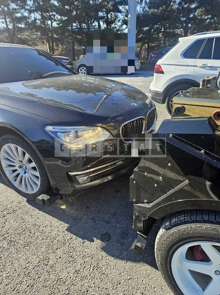 Photo 2 of 7: 2014 BMW 740d xDrive — Korean insurance auction