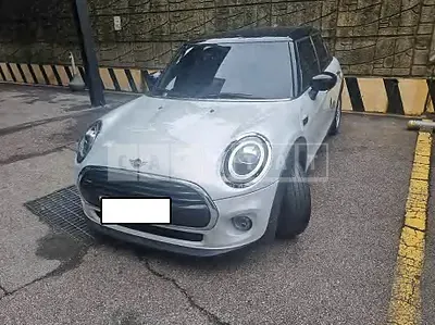 Photo 1 of 15: 2020 MINI Cooper, VIN WMWXV7105L2M41166 — Korean insurance auction