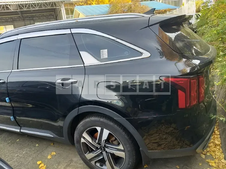 Photo 2 of 16: 2022 Kia Sorento Hybrid — Korean insurance auction