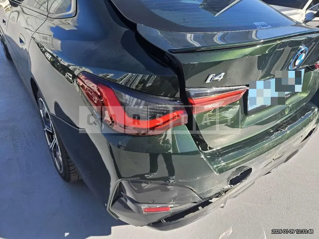 Photo 2 of 23: 2022 BMW i4 eDrive40 — Korean insurance auction