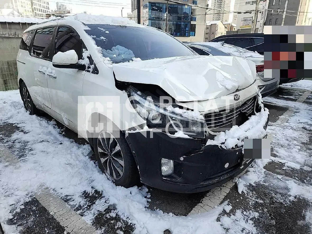 Photo 2 of 4: 2014 Kia Carnival 11 -Seater — Korean insurance auction