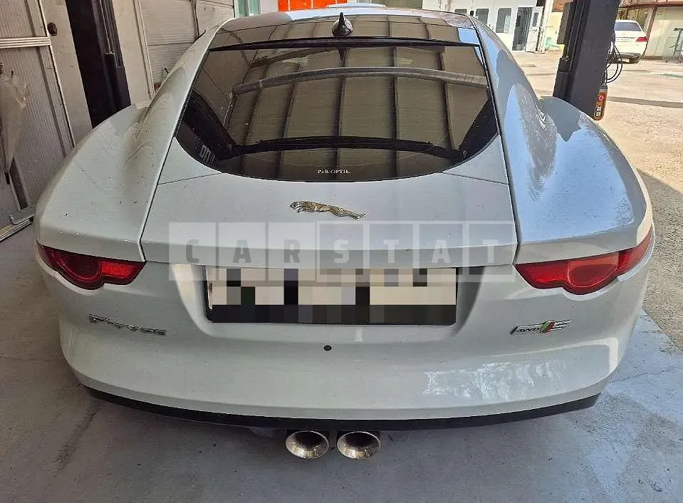Photo 2 of 19: 2017 Jaguar F-Type, VIN SAJAJ61V2H8K39904 — Korean insurance auction