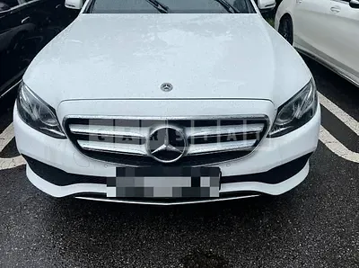 Photo 1 of 38: 2018 Mercedes-Benz E220 d 4Matic — Korean insurance auction