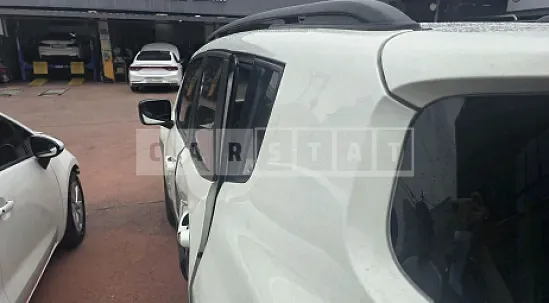 Photo 2 of 17: 2021 Jeep Zip Renegade 2.4 FWD — Korean insurance auction