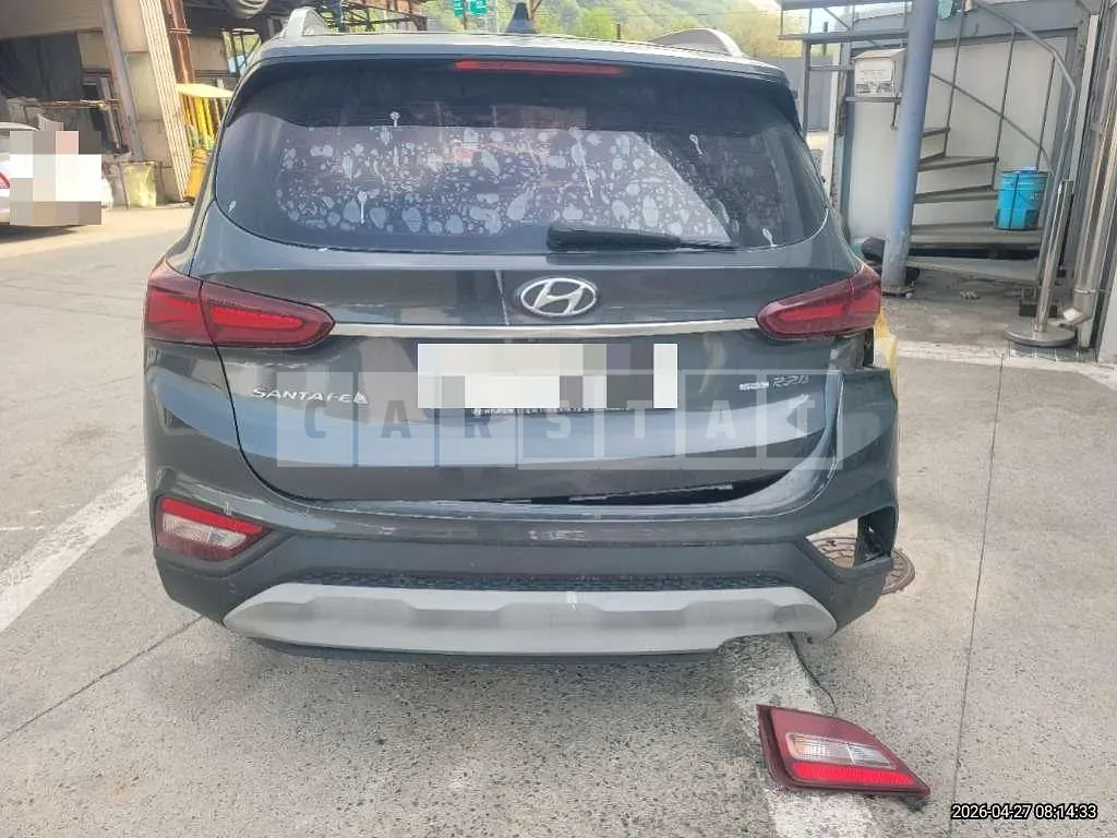 Photo 2 of 12: 2018 Hyundai Santa Fe TM Diesel — Korean insurance auction