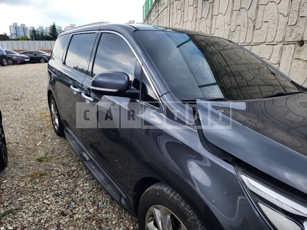 Photo 2 of 22: 2016 Kia Carnival, VIN KNAME81ABGS194787 — Korean insurance auction