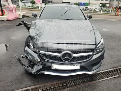 Photo 1 of 17: 2017 Mercedes-Benz CLS400, VIN WDDLJ6FB1HA199240 — Korean insurance auction