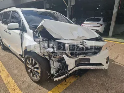 Photo 1 of 34: 2016 Kia Carnival, VIN KNHMF37ABGS116982 — Korean insurance auction
