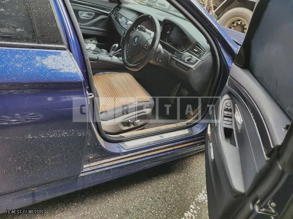 Photo 2 of 9: 2016 BMW 520d, VIN WBA5E5105GG072331 — Korean insurance auction