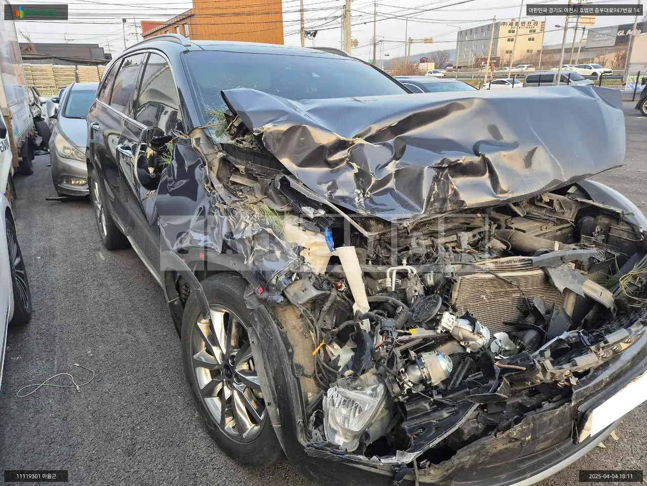 Photo 2 of 12: 2015 Kia Sorento, VIN KNAPK81ADFA075641 — Korean insurance auction