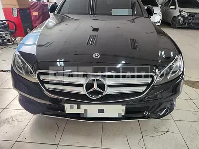 Photo 1 of 8: 2018 Mercedes-Benz E300 — Korean insurance auction