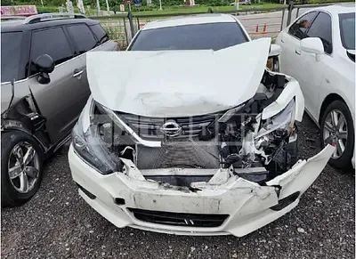 Photo 1 of 11: 2018 Nissan Altima 2.5 — Korean insurance auction