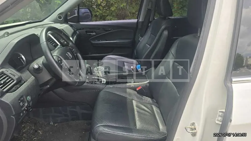 Photo 2 of 8: 2016 Honda Pilot — Korean insurance auction