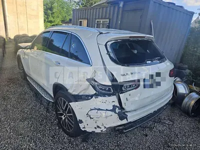 Photo 1 of 28: 2021 Mercedes-Benz GLC300 e 4Matic — Korean insurance auction
