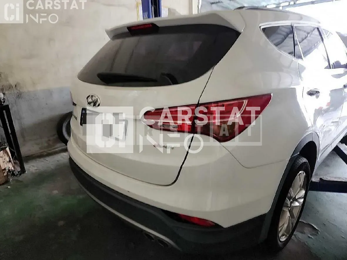 Photo 2 of 30: 2015 Hyundai Santa Fe, VIN KMHSW81UBFU482159 — Korean insurance auction