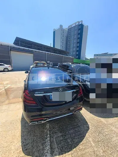Photo 1 of 27: 2017 Mercedes-Benz S63 4Matic L, VIN WDDUG7JB5HA303226 — Korean insurance auction