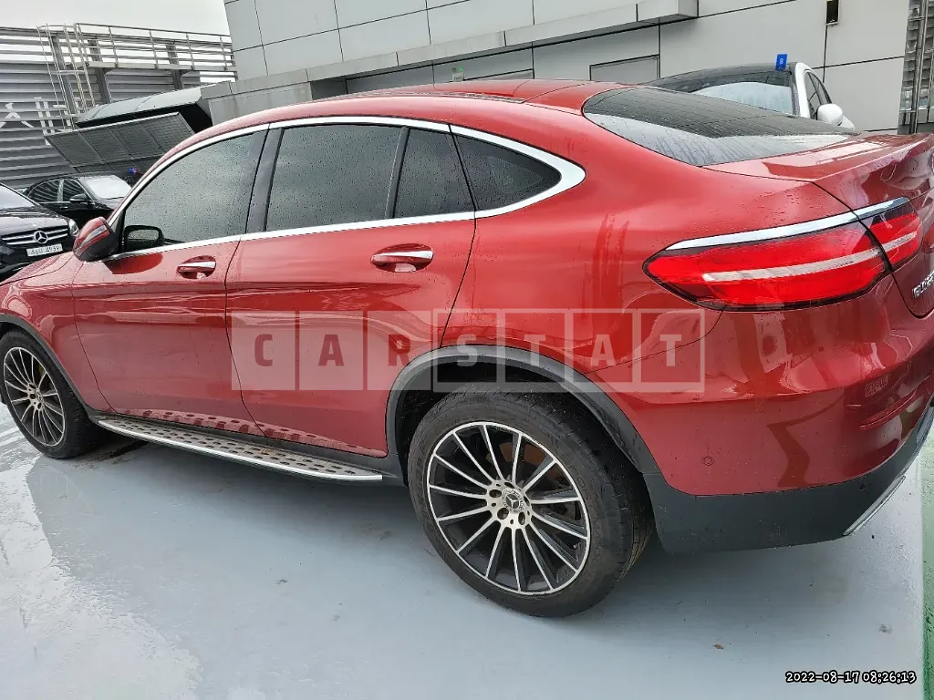 Photo 2 of 38: 2017 Mercedes-Benz GLC220d 4Matic Coupe, VIN WDC0J0FB9HF240690 — Korean insurance auction