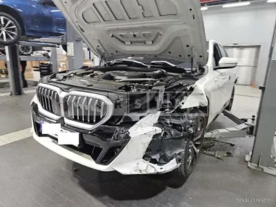 Photo 1 of 26: 2024 BMW 530i xDrive — Korean insurance auction