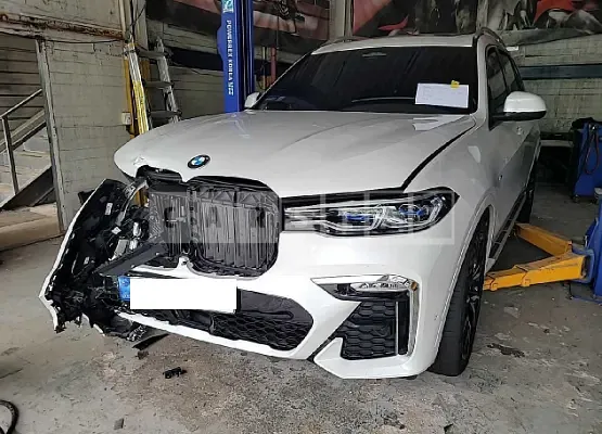 Photo 2 of 17: 2022 BMW X7 xDrive 40d, VIN WBATB4109N9M27092 — Korean insurance auction