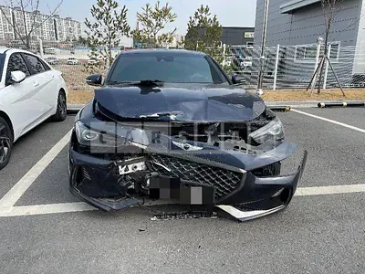 Photo 1 of 17: 2019 Genesis G70 — Korean insurance auction
