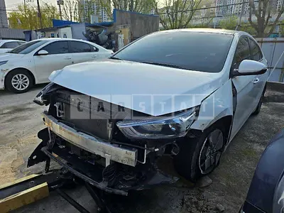 Photo 1 of 48: 2020 Hyundai Modern Ionic — Korean insurance auction