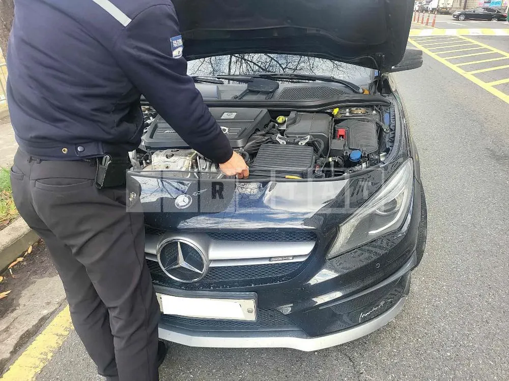 Photo 2 of 31: 2015 Mercedes-Benz CLA45 AMG, VIN WDDSJ5CBXFN261444 — Korean insurance auction