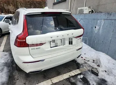 Photo 1 of 6: 2018 Volvo XC60D5 AWD — Korean insurance auction