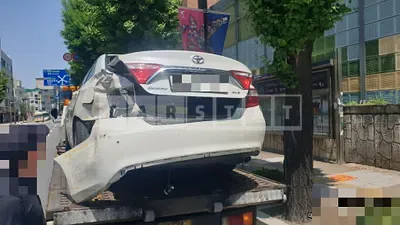 Photo 1 of 8: 2015 Toyota Camry — Korean insurance auction