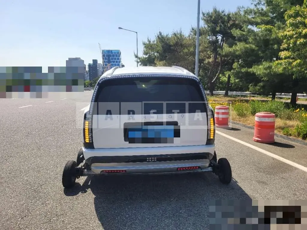 Photo 2 of 11: 2025 Hyundai IONIQ 9 Long Range AWD — Korean insurance auction