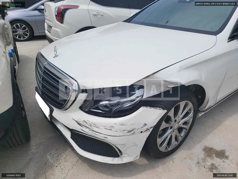 Photo 2 of 32: 2016 Mercedes-Benz E220d, VIN WDDZF0EB6HA045634 — Korean insurance auction
