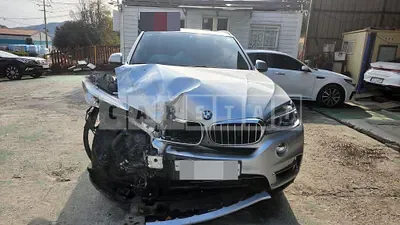 Photo 1 of 6: 2015 BMW X5 xDrive30d, VIN WBAKS4102G0H74205 — Korean insurance auction