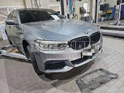 Photo 1 of 34: 2019 BMW 520d M Sport Package, VIN WBAJF3101KBJ09266 — Korean insurance auction