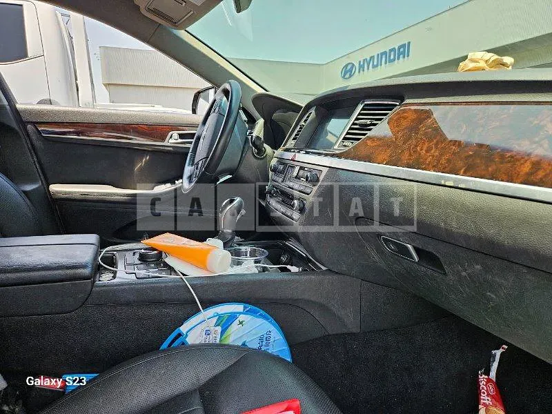 Photo 2 of 20: 2015 Genesis 3.3 — Korean insurance auction