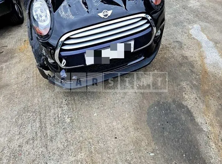 Photo 2 of 14: 2015 MINI Cooper, VIN WMWXM5105F3A15891 — Korean insurance auction