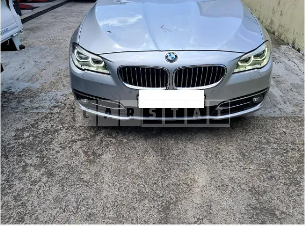 Photo 2 of 9: 2016 BMW 528i — Korean insurance auction