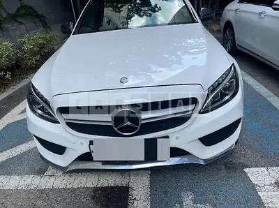 Photo 1 of 17: 2016 Mercedes-Benz C200, VIN WDDWF4CB8HF483054 — Korean insurance auction