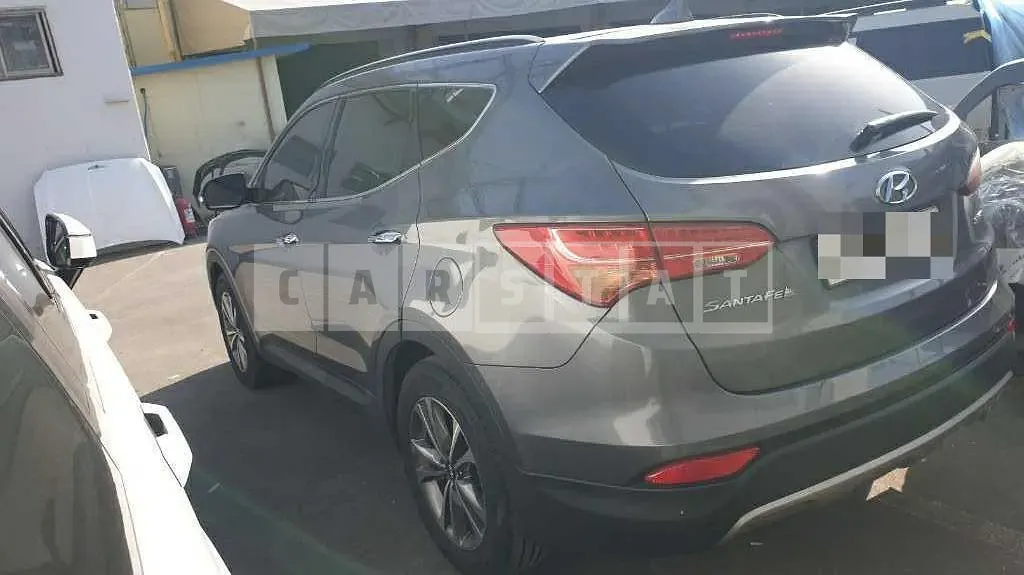 Photo 2 of 20: 2014 Hyundai Santa Fe DM — Korean insurance auction