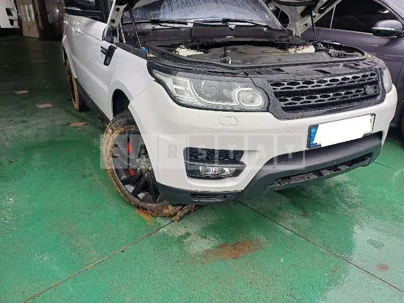 Photo 2 of 48: 2017 Land Rover Range Rover Sport 3.0d, VIN SALWA2FK7HA674186 — Korean insurance auction