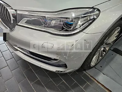 Photo 1 of 4: 2017 BMW (parts) 750Li xDrive Headlights — Korean insurance auction