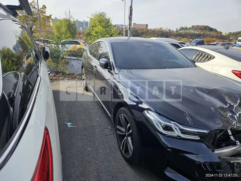 Photo 2 of 12: 2022 BMW 620d — Korean insurance auction