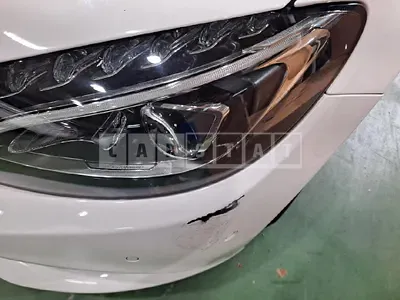 Photo 1 of 2: 2017 Mercedes-Benz (parts) C220 d Headlamp — Korean insurance auction